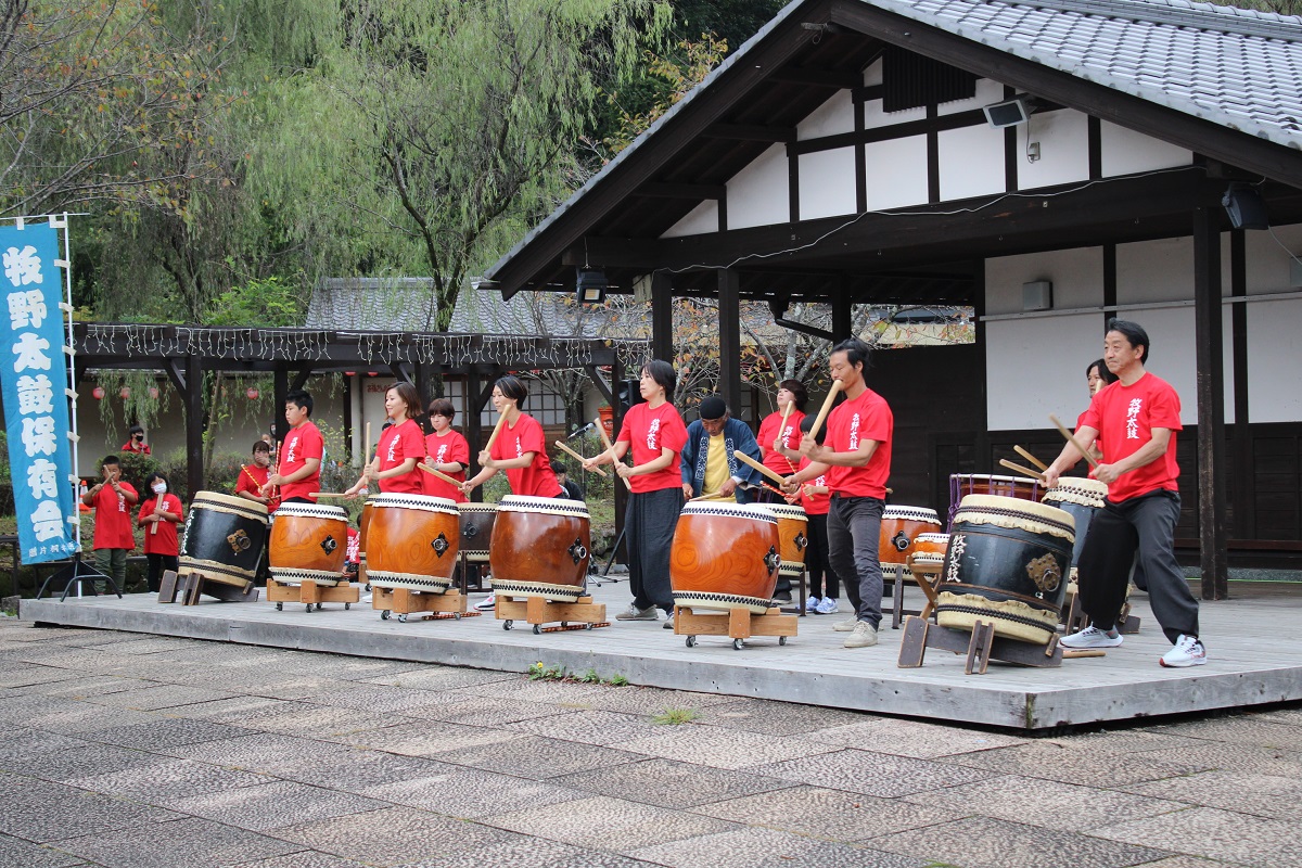 和太鼓演奏 イメージ